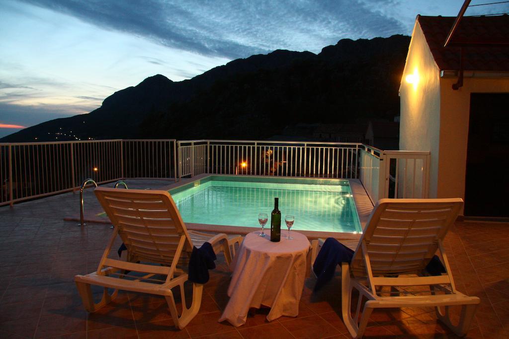 Holiday Home Urlovic Груда Номер фото