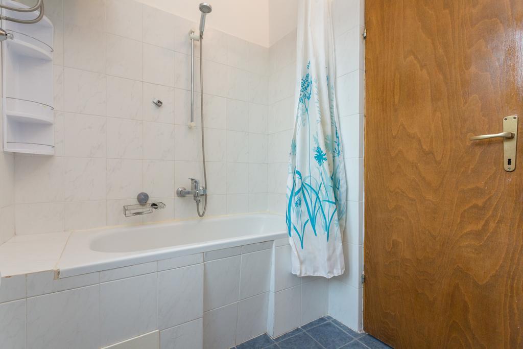 Holiday Home Urlovic Груда Экстерьер фото
